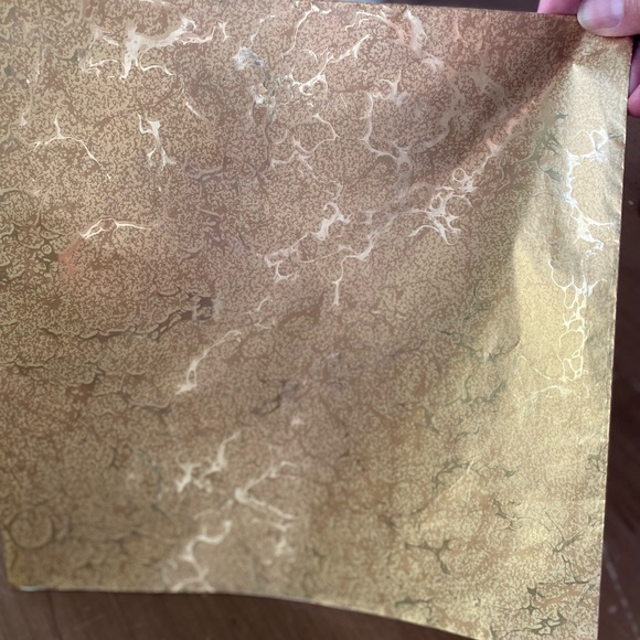 Vintage HALLMARK Gold Metallic Sheet (1) of Gift Wrap - Picture 10 of 11